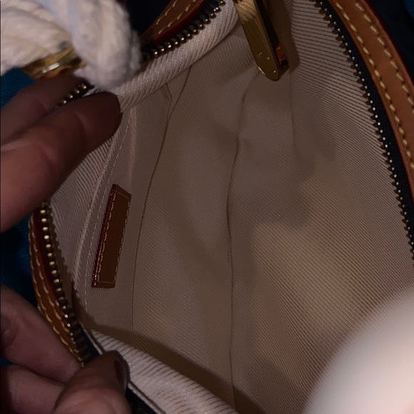 Authentic Louis Vuitton purse - Picture 3 of 8